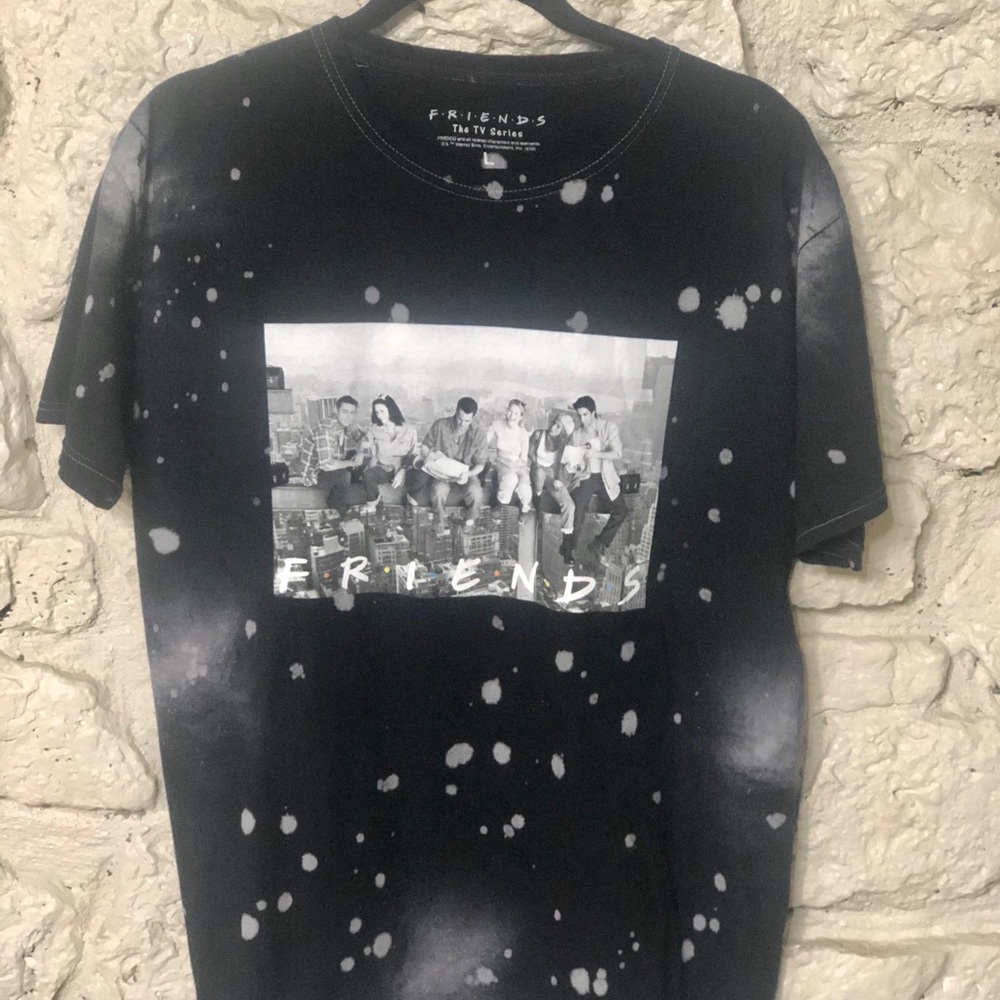 Distressed Retro “Friends” Tee Shirt.
